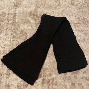 UO Rosie Ribbed High-Waisted Flare Pant